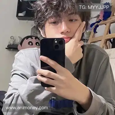 包奕和